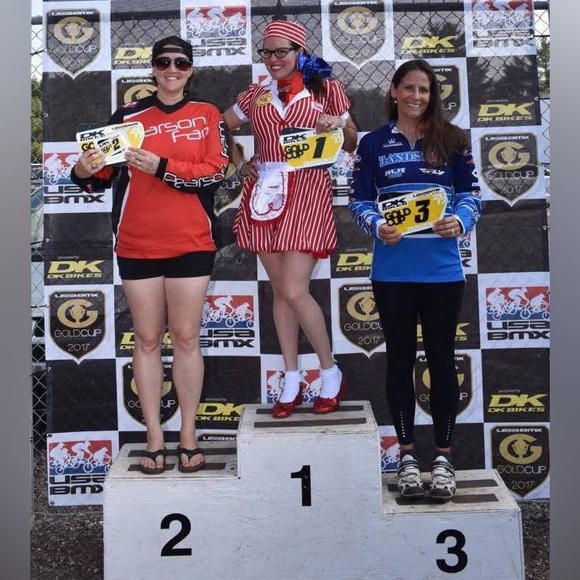 Meet your Posher, Andrea - Picture 4 of 15